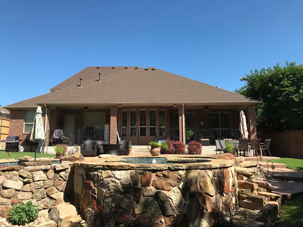 This Rockwall, TX, Patio Cover Gets A Stepped Down Design That Steps Up